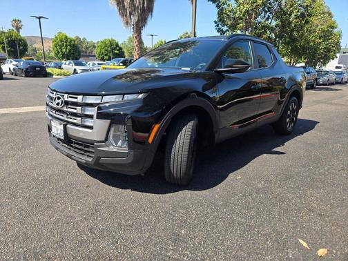 Phantom Black 2025 Hyundai SANTA CRUZ SEL