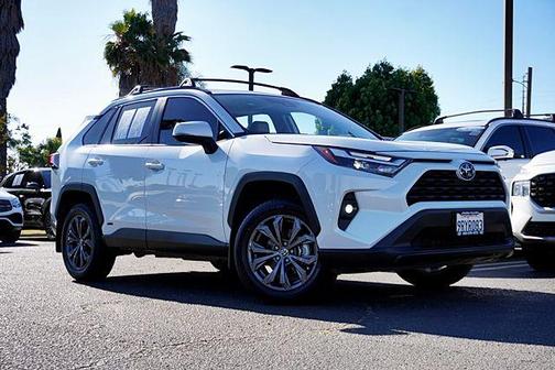 Wind Chill Pearl 2025 Toyota RAV4 Hybrid XLE Premium