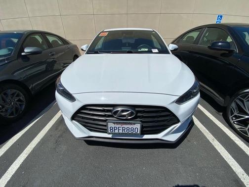 2020 Hyundai Veloster 2.0