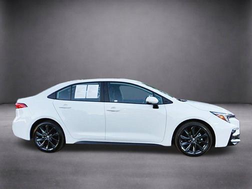 Ice Cap 2026 Toyota Corolla SE
