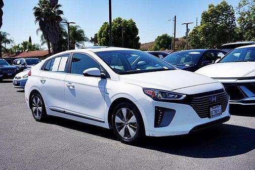 Ceramic White 2018 Hyundai IONIQ Plug-In Hybrid Limited