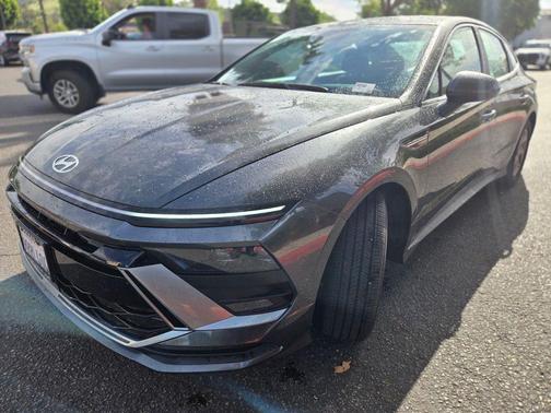 2025 Hyundai SONATA SE