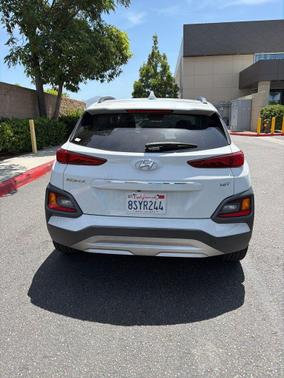 Chalk White 2021 Hyundai KONA Limited