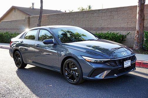 Ecotronic Gray 2026 Hyundai ELANTRA Sport