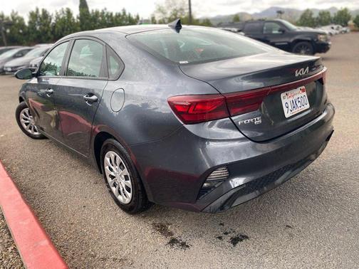 Gravity Gray 2023 Kia Forte LX