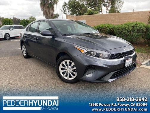 Gravity Gray 2023 Kia Forte LX