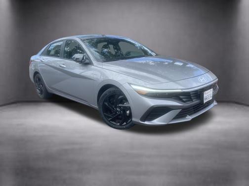 Fluid Metal 2026 Hyundai ELANTRA Sport