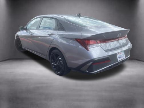 Fluid Metal 2026 Hyundai ELANTRA Sport