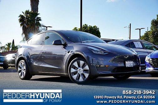 Midnight Silver Metallic 2023 Tesla Model Y Long Range Dual Motor All-Wheel Drive