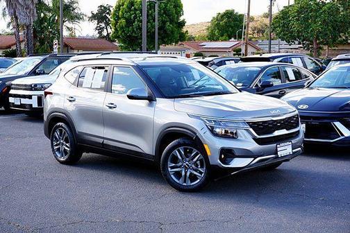 2023 Kia Seltos S