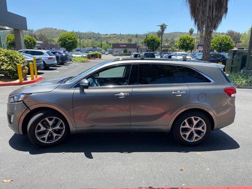 2017 Kia Sorento SX