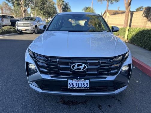 2025 Hyundai TUCSON SE