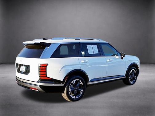 Creamy White Pearl 2026 Hyundai PALISADE Limited