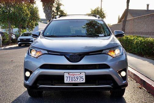 Silver Sky Metallic 2016 Toyota RAV4 XLE