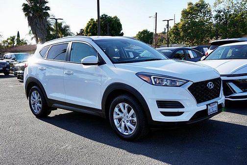 Dazzling White 2019 Hyundai TUCSON Value