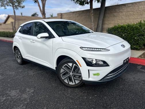 2023 Hyundai KONA EV SE