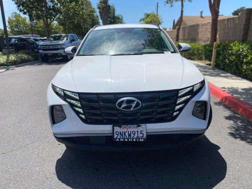 White Pearl 2024 Hyundai TUCSON SEL