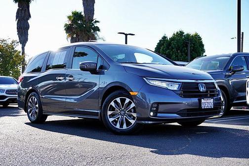 Modern Steel Metallic 2023 Honda Odyssey EX-L