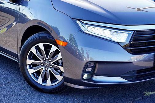 Modern Steel Metallic 2023 Honda Odyssey EX-L