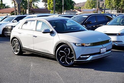 2023 Hyundai IONIQ 5 SE Standard Range