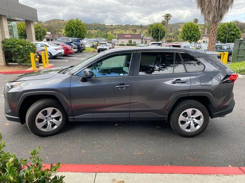 Magnetic Gray Metallic 2025 Toyota RAV4 LE