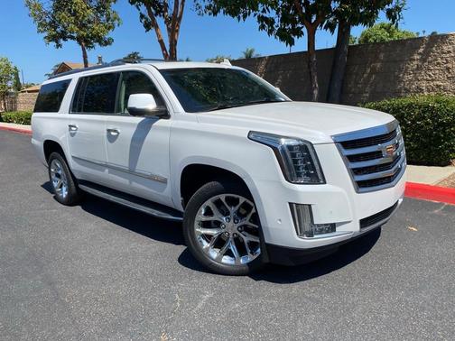 2019 Cadillac Escalade ESV Luxury