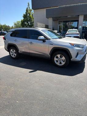 Silver Sky Metallic 2021 Toyota RAV4 Hybrid XLE