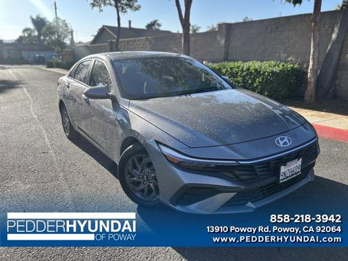 2024 Hyundai ELANTRA SEL
