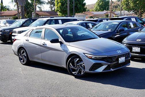 Fluid Metal 2025 Hyundai ELANTRA Sport