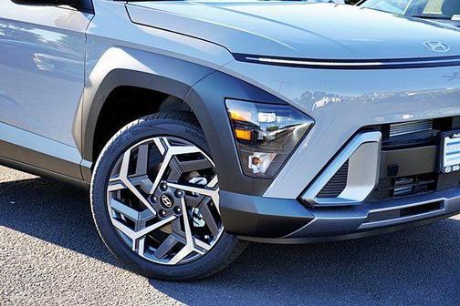 Cyber Gray Metallic 2026 Hyundai KONA SEL Premium