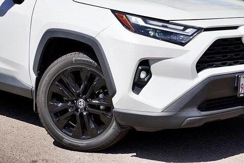 Wind Chill Pearl 2024 Toyota RAV4 XLE Premium