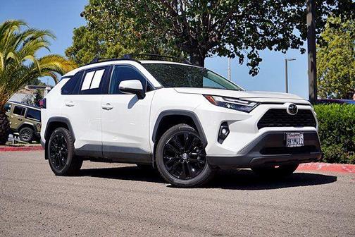 Wind Chill Pearl 2024 Toyota RAV4 XLE Premium