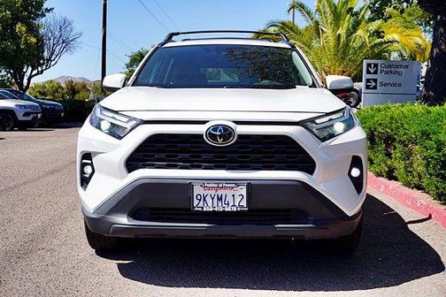 Wind Chill Pearl 2024 Toyota RAV4 XLE Premium
