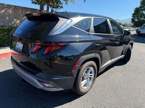 Phantom Black 2025 Hyundai TUCSON SE