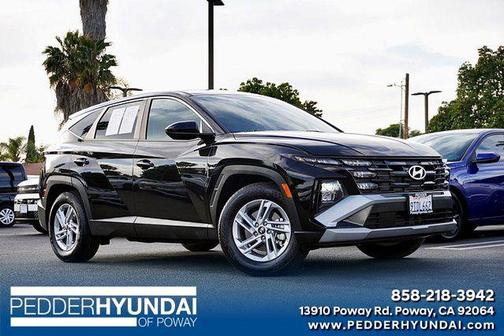 2025 Hyundai TUCSON SE