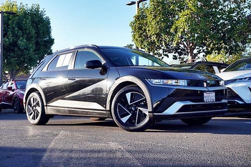 2025 Hyundai IONIQ 5 SEL