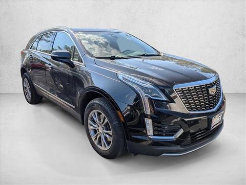 Stellar Black Metallic 2021 Cadillac XT5 Premium Luxury