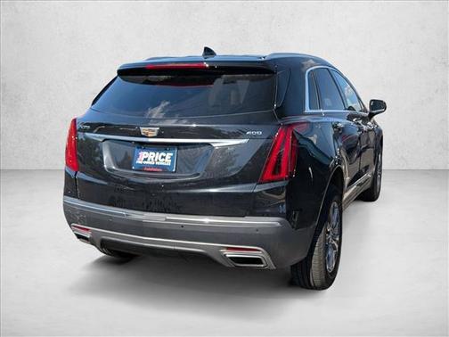 Stellar Black Metallic 2021 Cadillac XT5 Premium Luxury