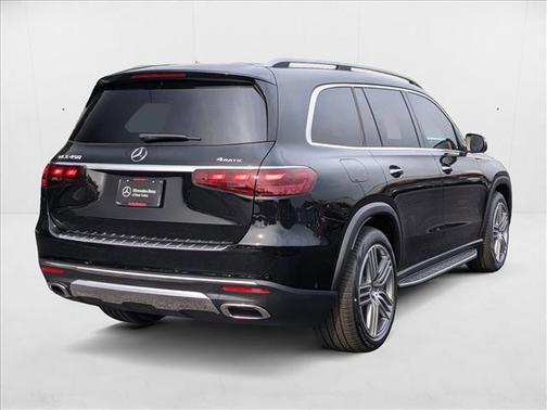 2026 Mercedes-Benz GLS 450 4MATIC