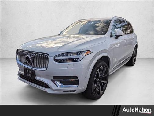 2023 Volvo XC90 B5 Plus