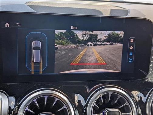 2025 Mercedes-Benz GLB 250 4MATIC