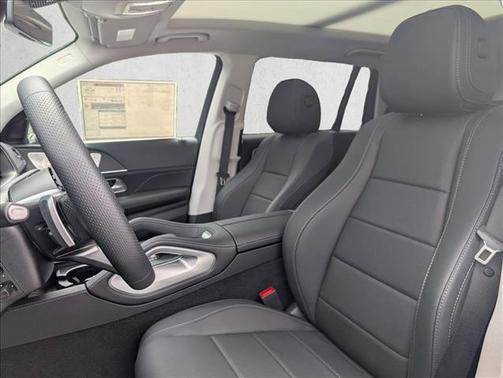Cirrus Silver Metallic 2026 Mercedes-Benz GLS 450 4MATIC