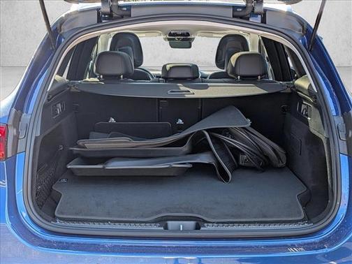 2025 Mercedes-Benz GLC 350e Base