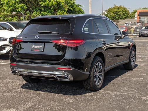 2025 Mercedes-Benz GLC 300 4MATIC