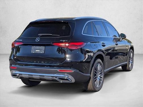 2026 Mercedes-Benz GLC 300 4MATIC