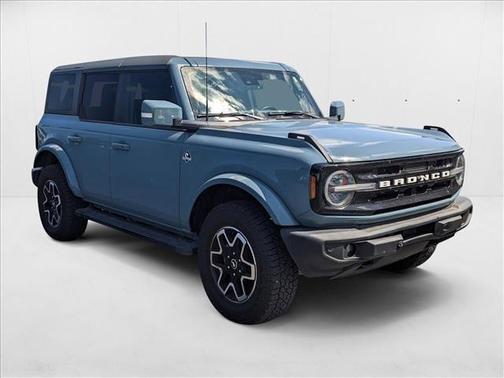 2023 Ford Bronco Outer Banks