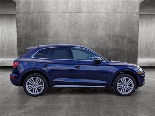 Photo 5 of 28 of 2018 Audi Q5 2.0T Prestige