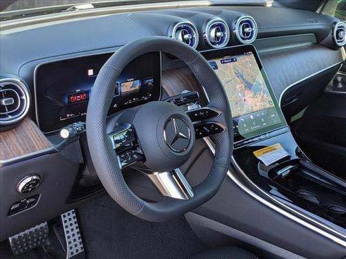2025 Mercedes-Benz GLC 350e Base