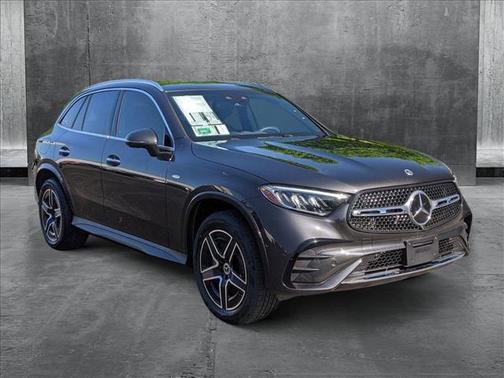 2025 Mercedes-Benz GLC 350e Base
