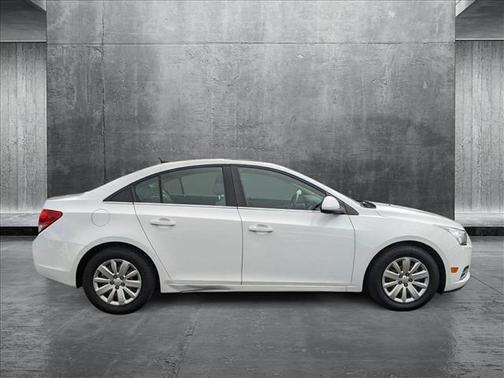 2011 Chevrolet Cruze LT